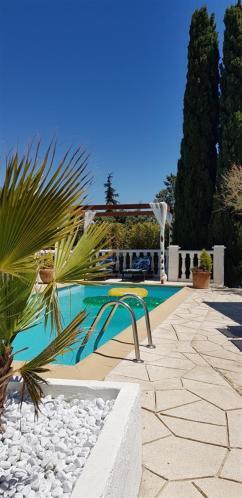 Villa T3 A 10' De Cassis - Piscine Privee Et Cuisine D'Ete Exterieure Carnoux-en-Provence Ngoại thất bức ảnh